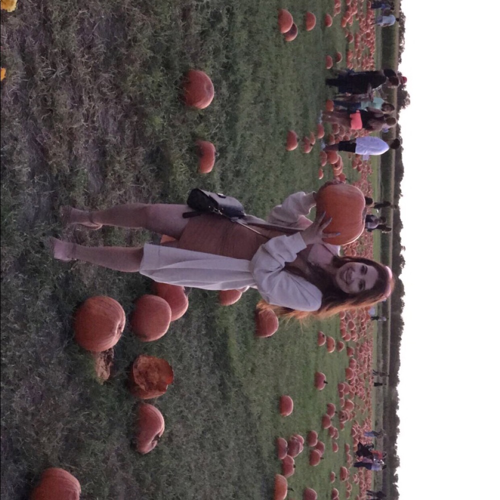 Dress - Picture 3 of 3